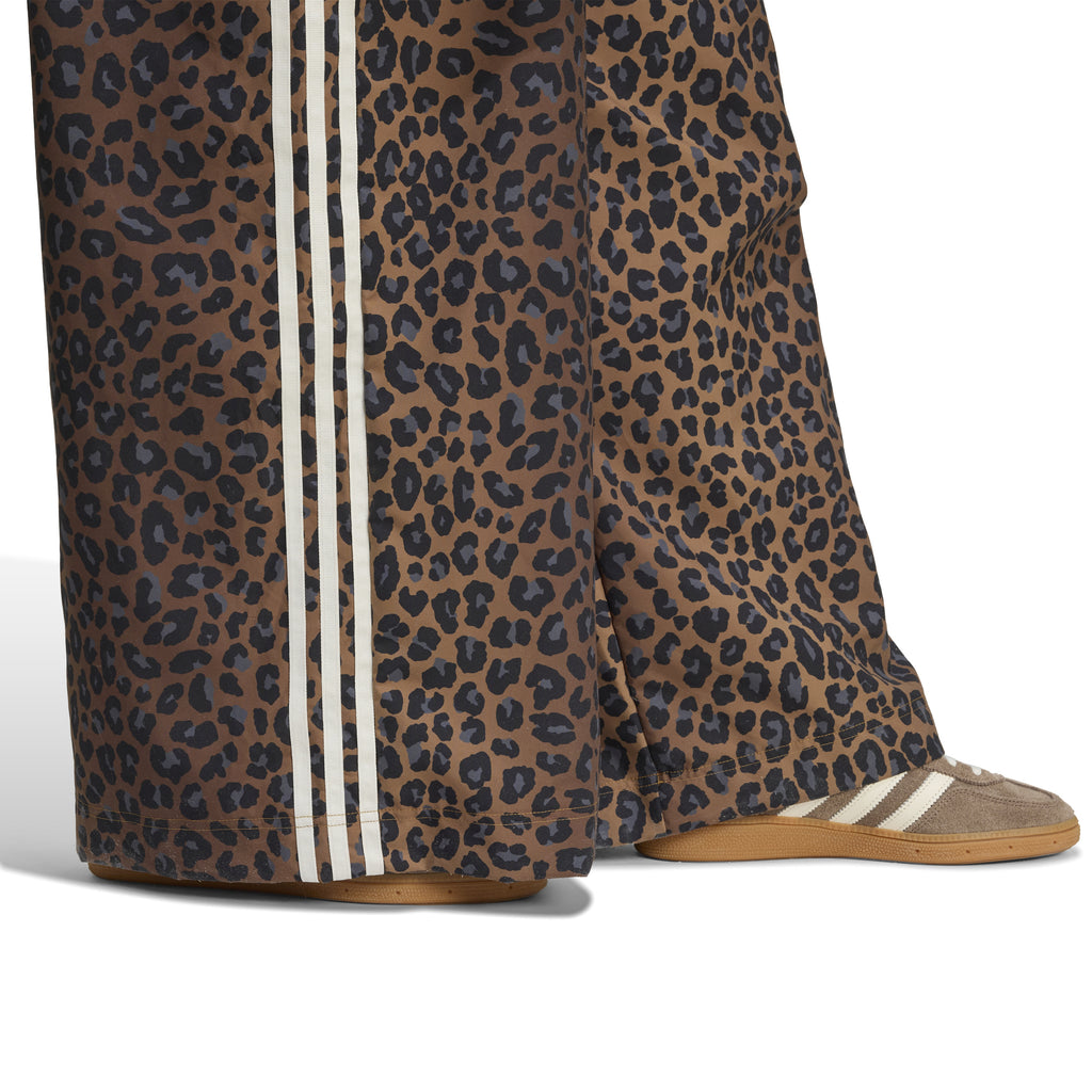 LEOPARD FIREBIRD OVERSIZED TRACKPANTS