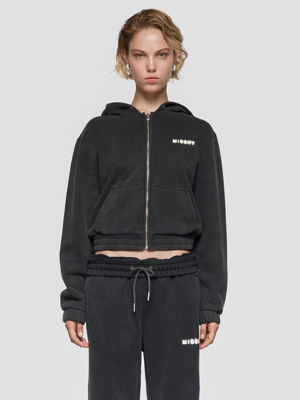 COMMUNITY ZIPPED HOODIE SMALL FIT
