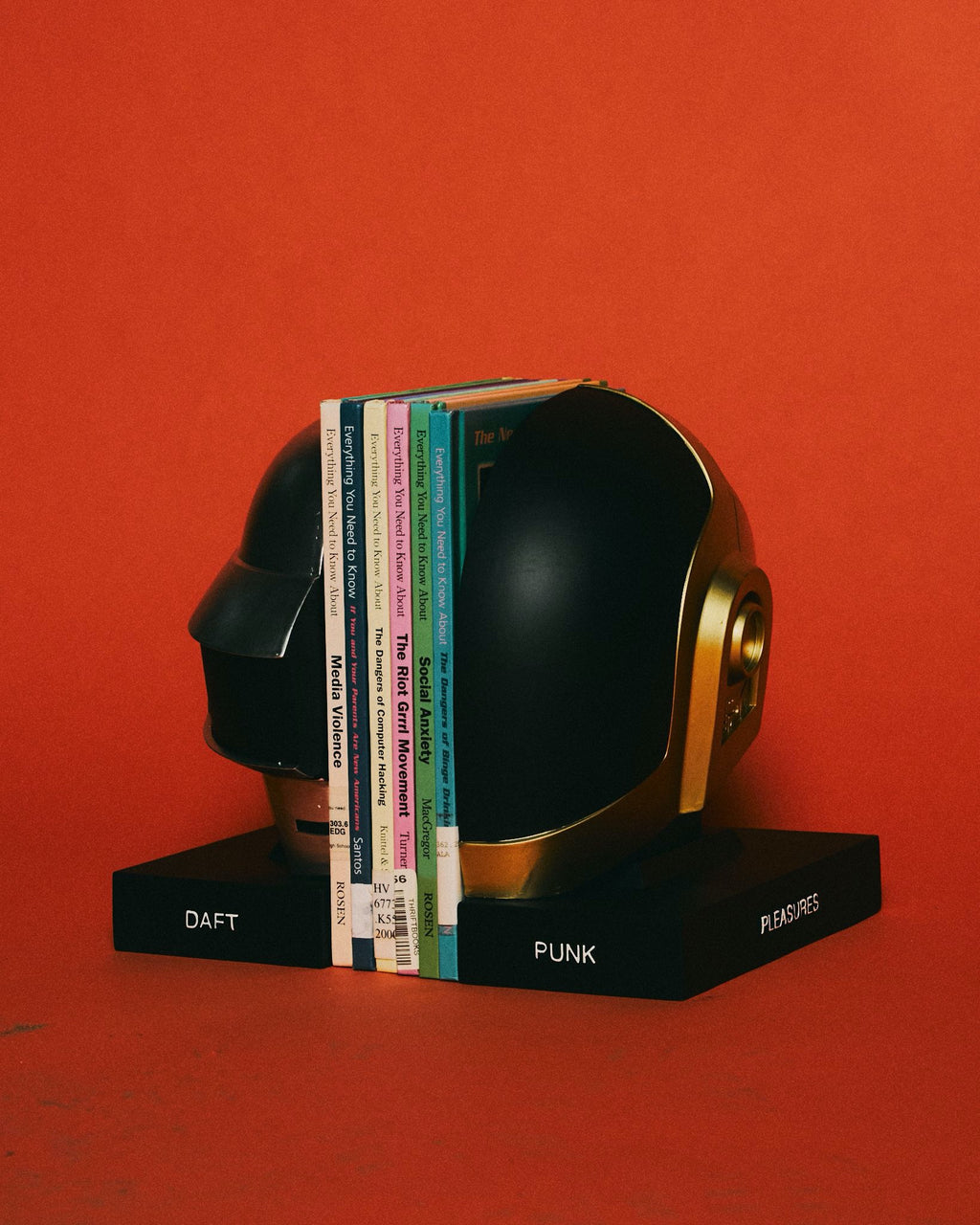 HELMETS BOOKEND