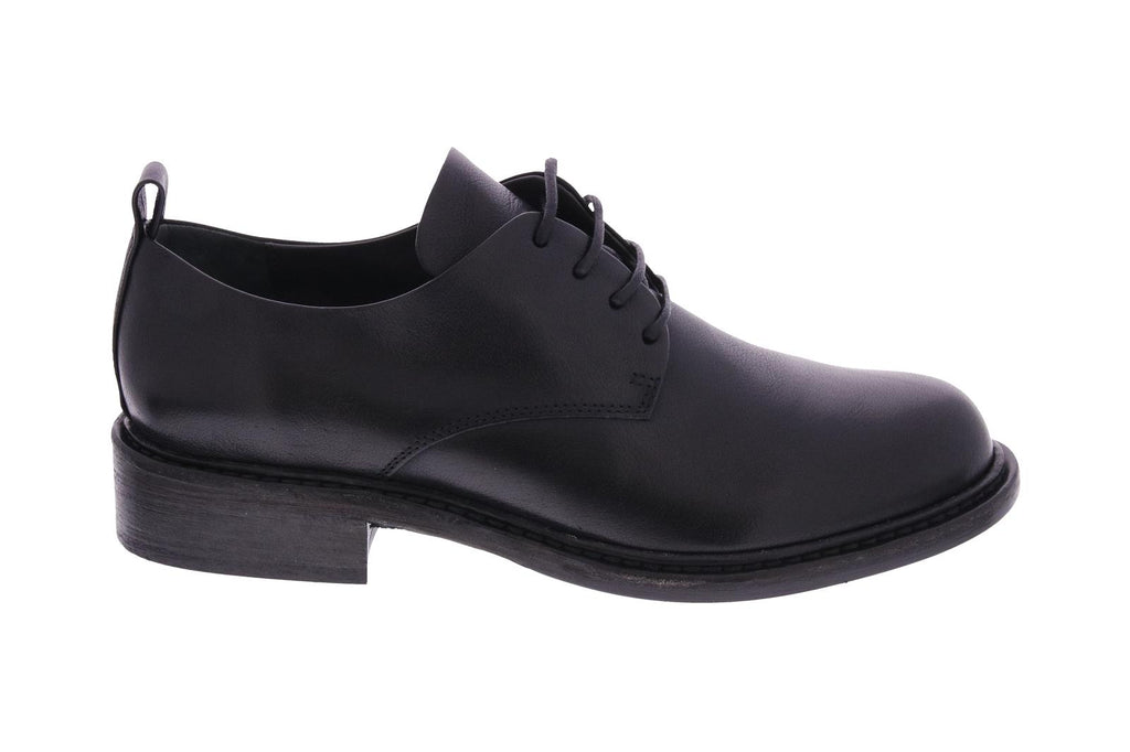 DERBY SHOES