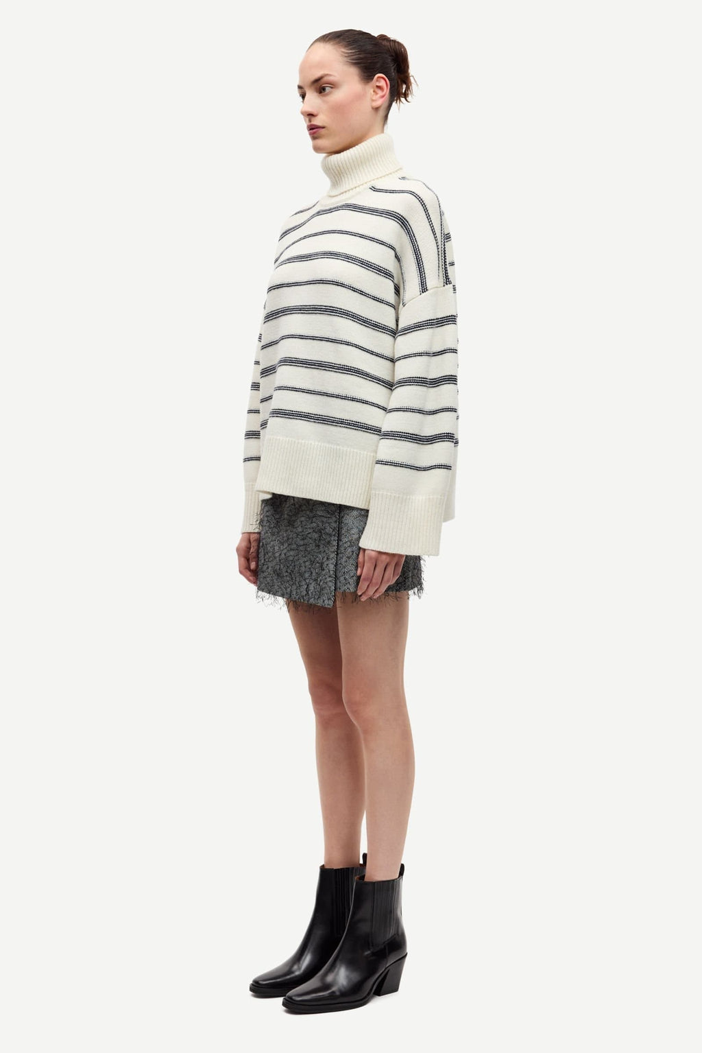 SAKEIKU STRIPE TURTLENECK
