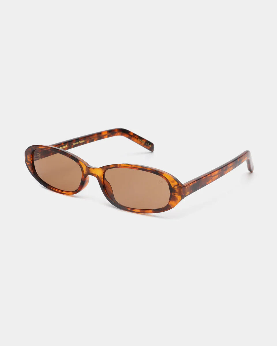A. KJAERBEDE Macy sunglasses havana
