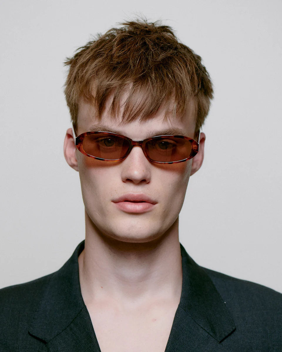 A. KJAERBEDE Macy sunglasses havana