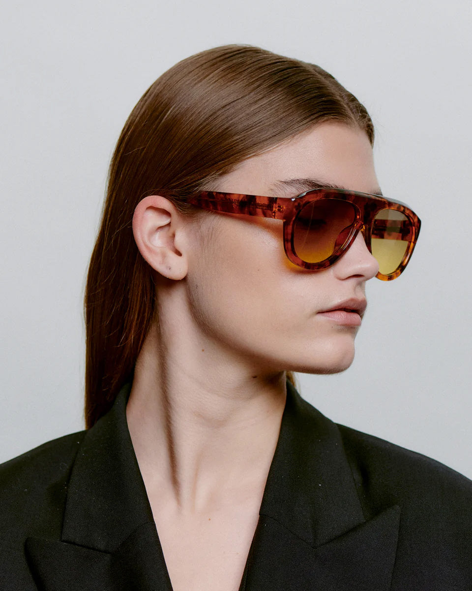 A. KJÆRBEDE Rio sunglasses havana brown