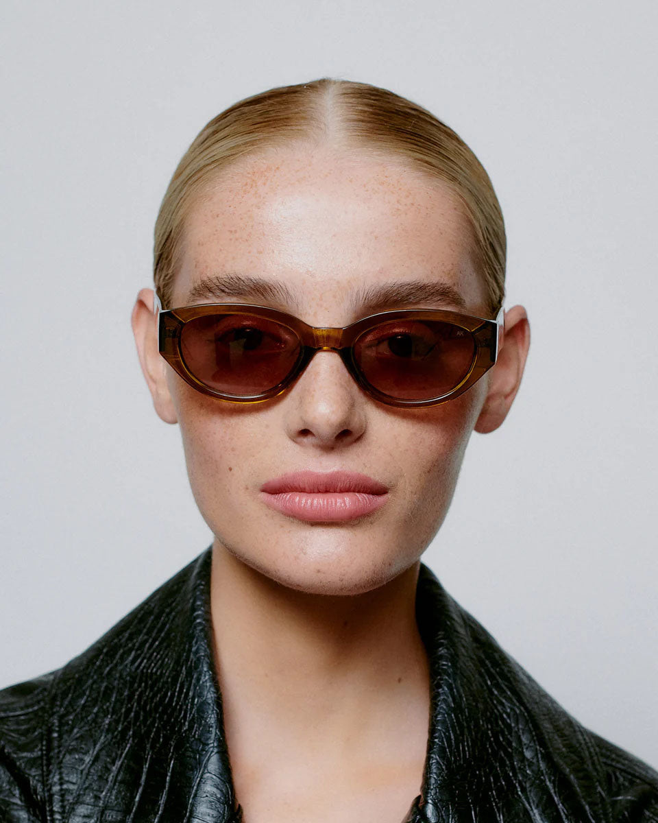 A. KJAERBEDE Winnie smoke transparent sunglasses