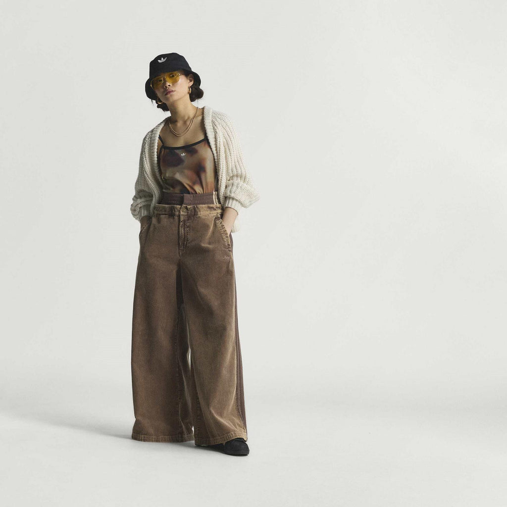 ADIDAS Corduroy SST oversized pants earth strata brown