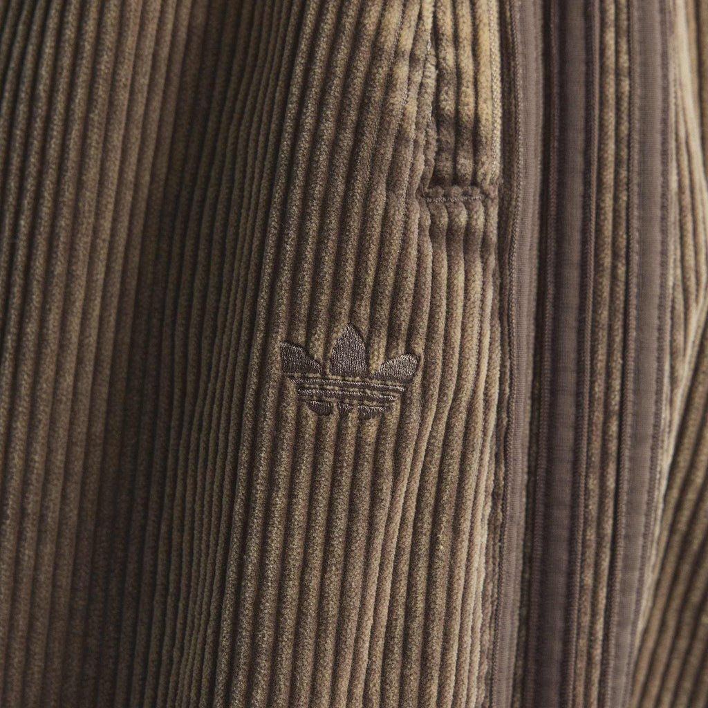 ADIDAS Corduroy SST oversized pants earth strata brown