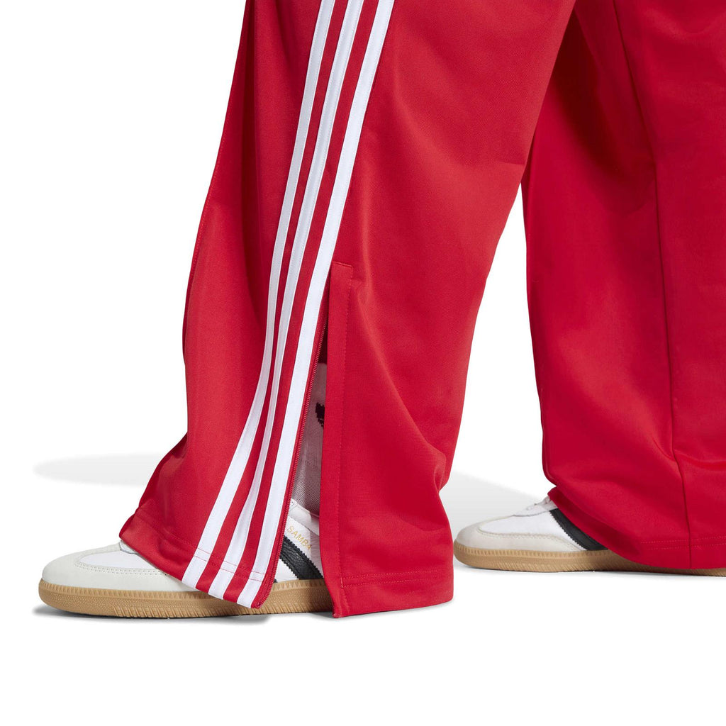 ADIDAS Firebird loose trackpant red KG3703