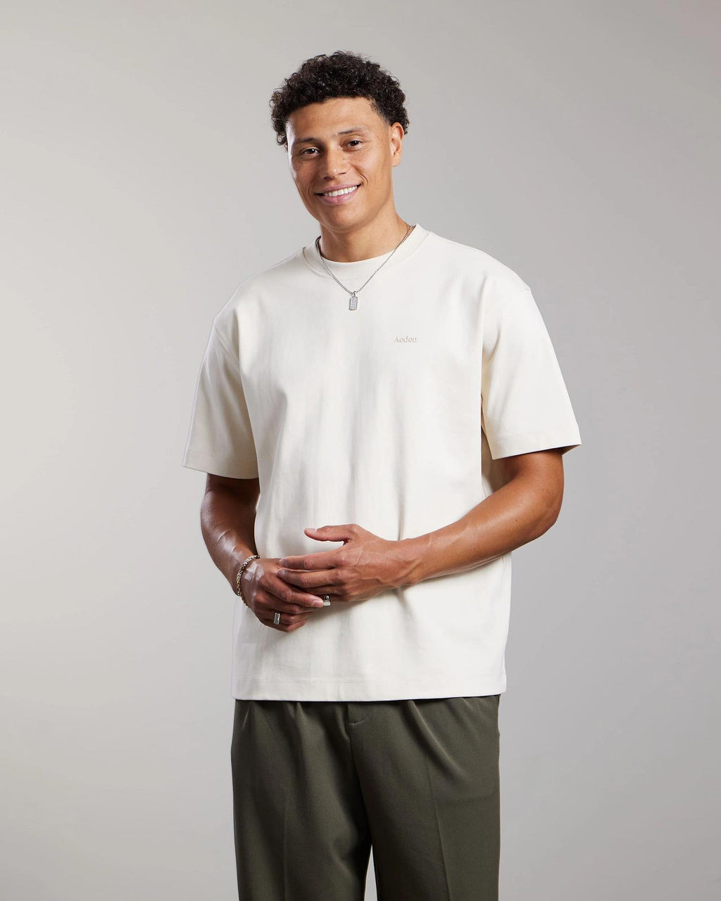 AEDEN Ash tee whitecap gray