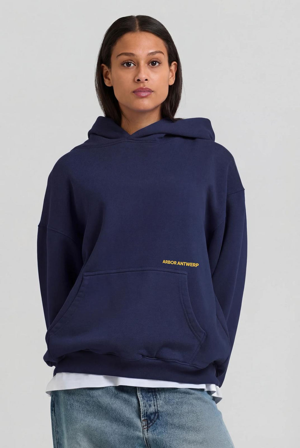 ARBOR ANTWERP Circle application hoodie