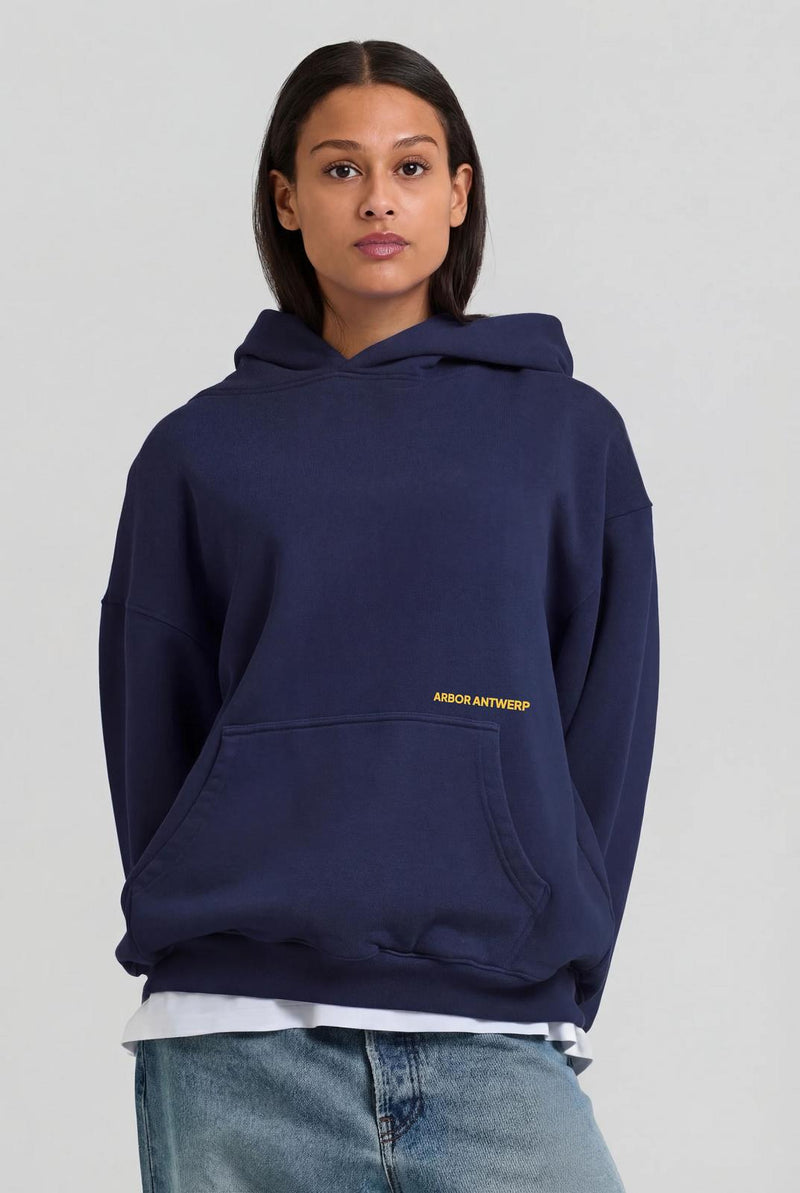 ARBOR ANTWERP Circle application hoodie