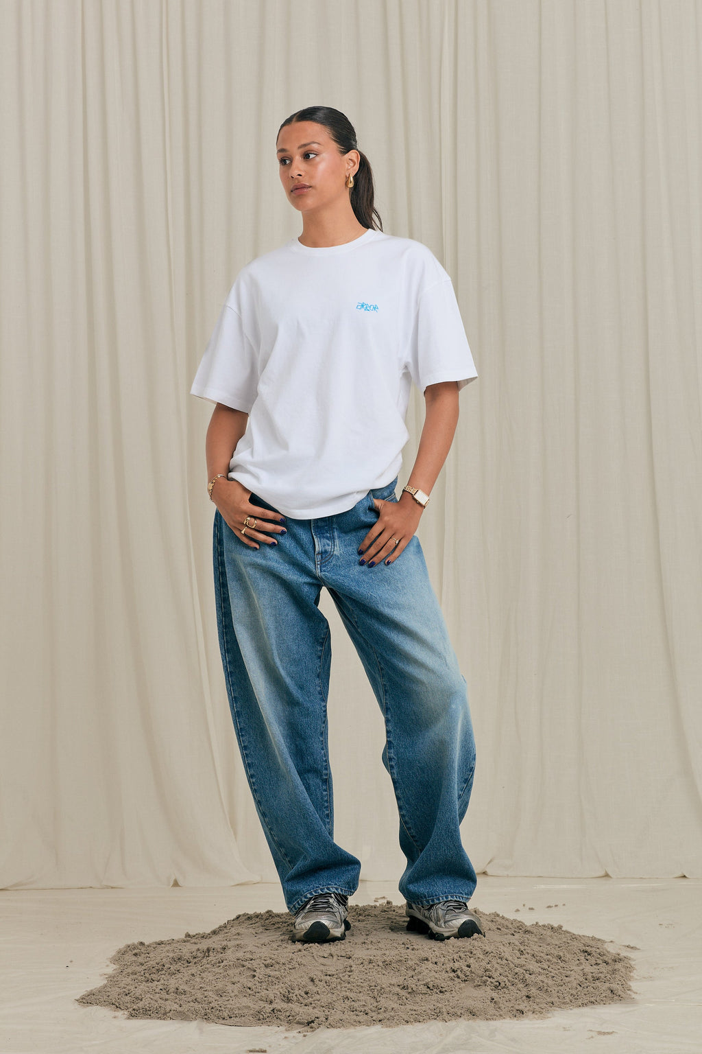 FLOWER OASIS BLUE T-SHIRT