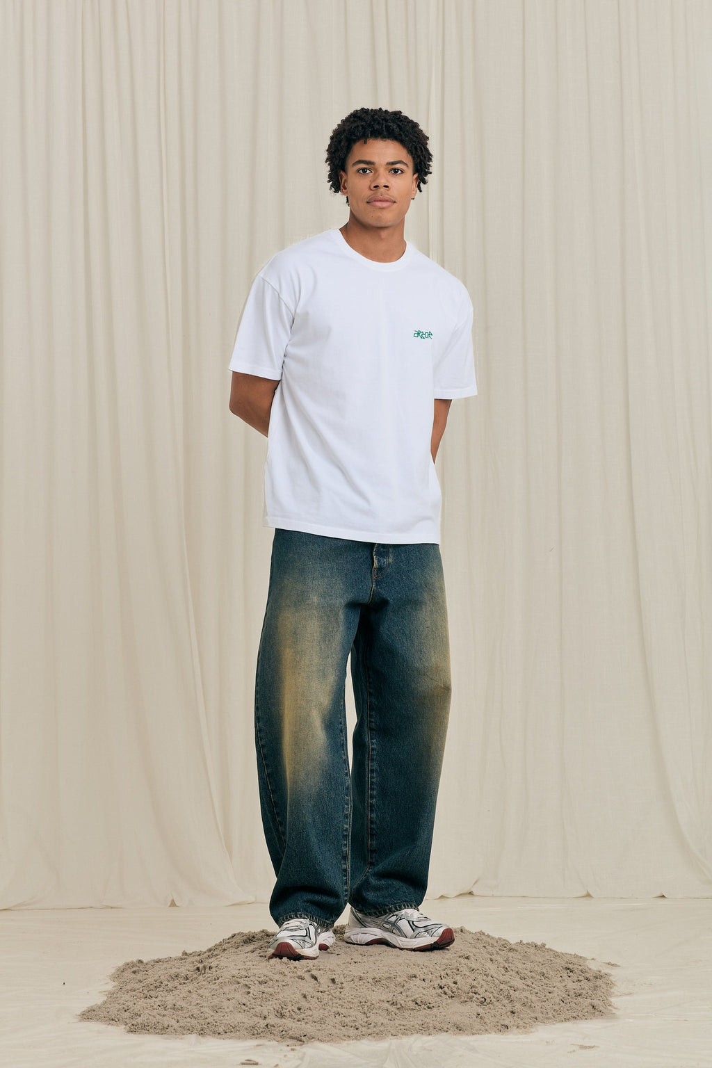 FLOWER OASIS GREEN T-SHIRT