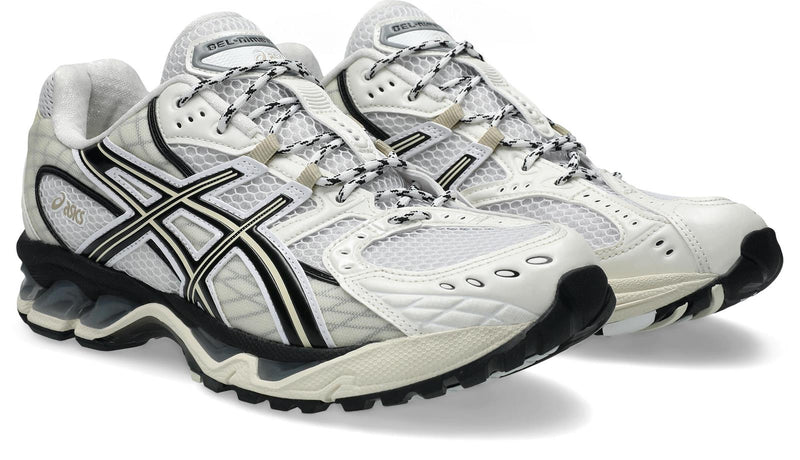 ASICS Gel-Nimbus 10.1 1203A543-108 white ivory