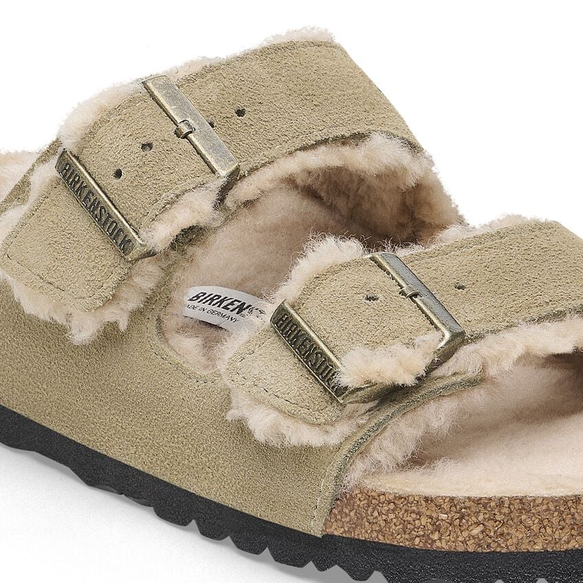 BIRKENSTOCK Arizona shearling taupe