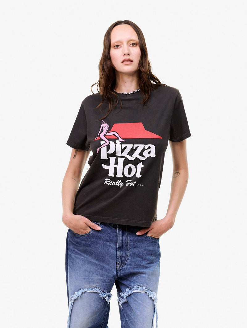 CARNE BOLLENTE Pizza hot t-shirt off black