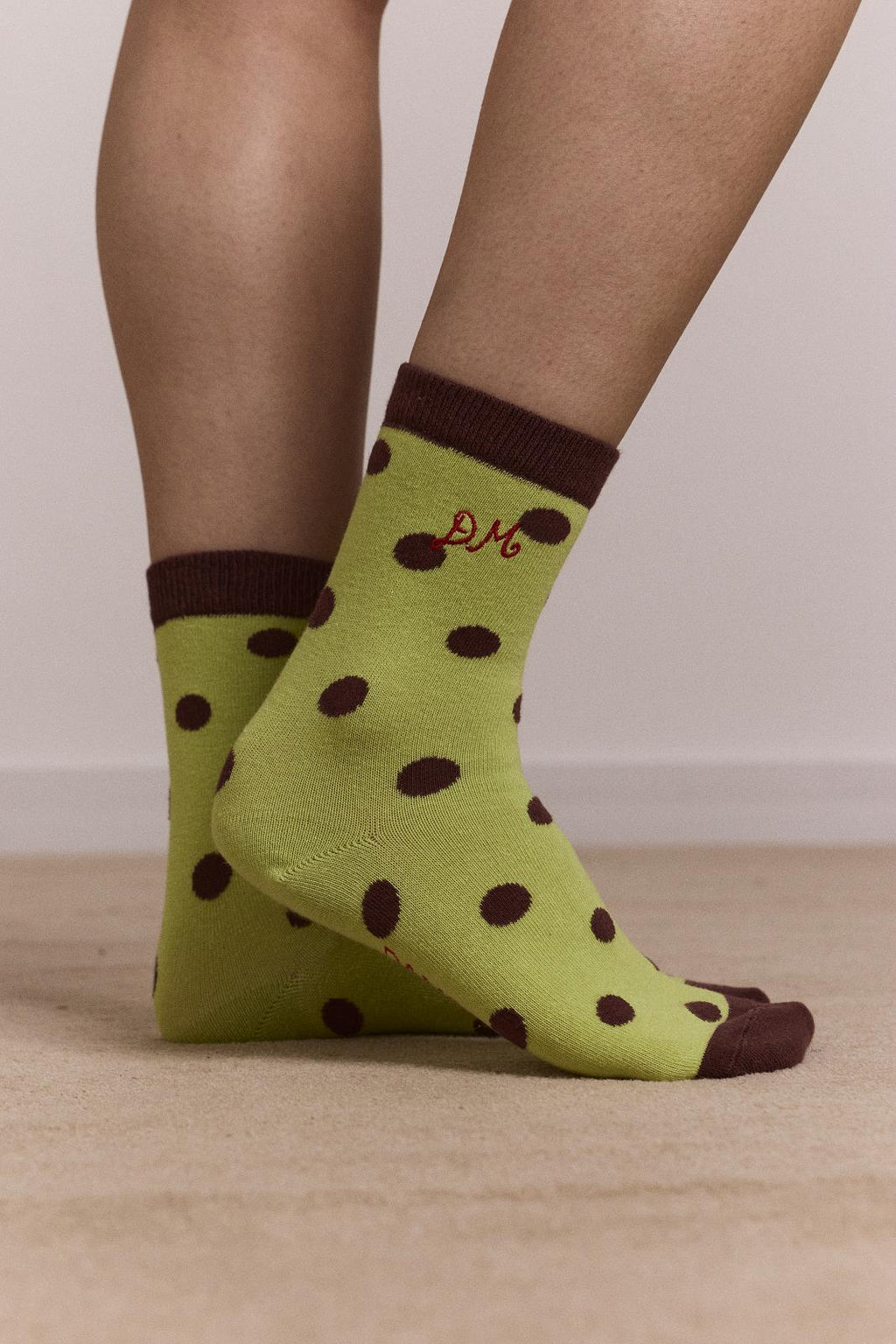 DAMSON MADDER Calf length 2 pack socks chocolate avocado