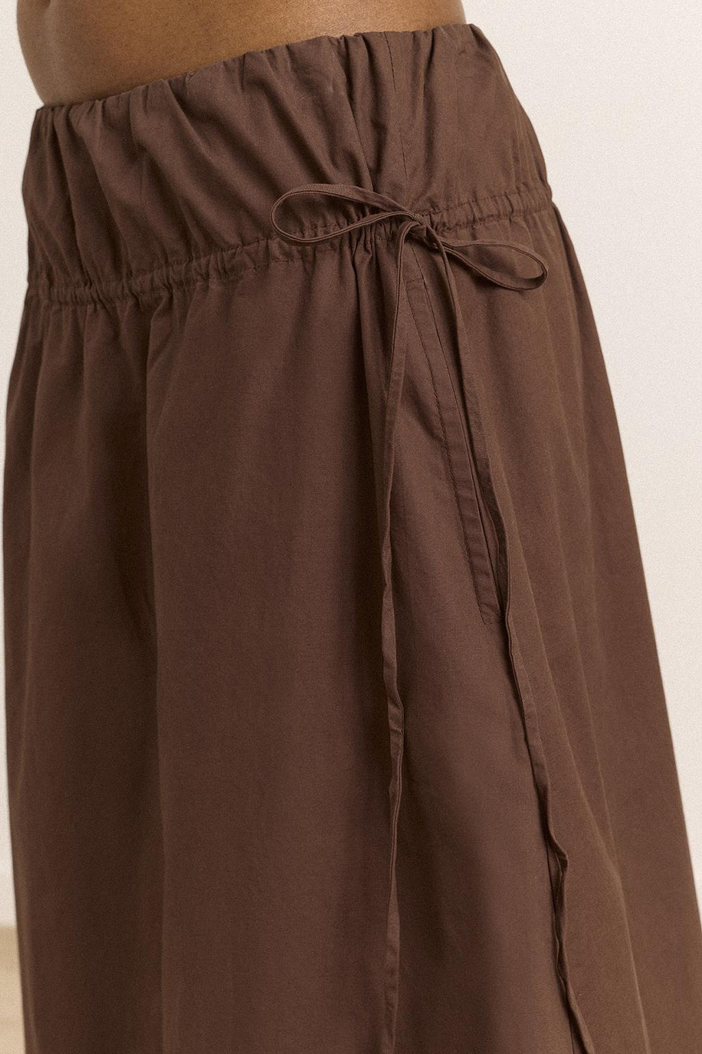 DAMSON MADDER Caspia volume midi skirt chocolate