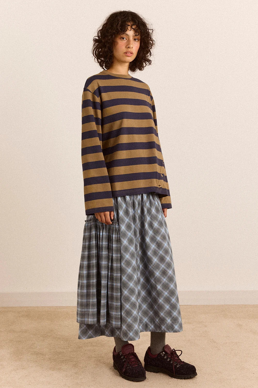 DAMSON MADDER Scottie ls tee olive stripe
