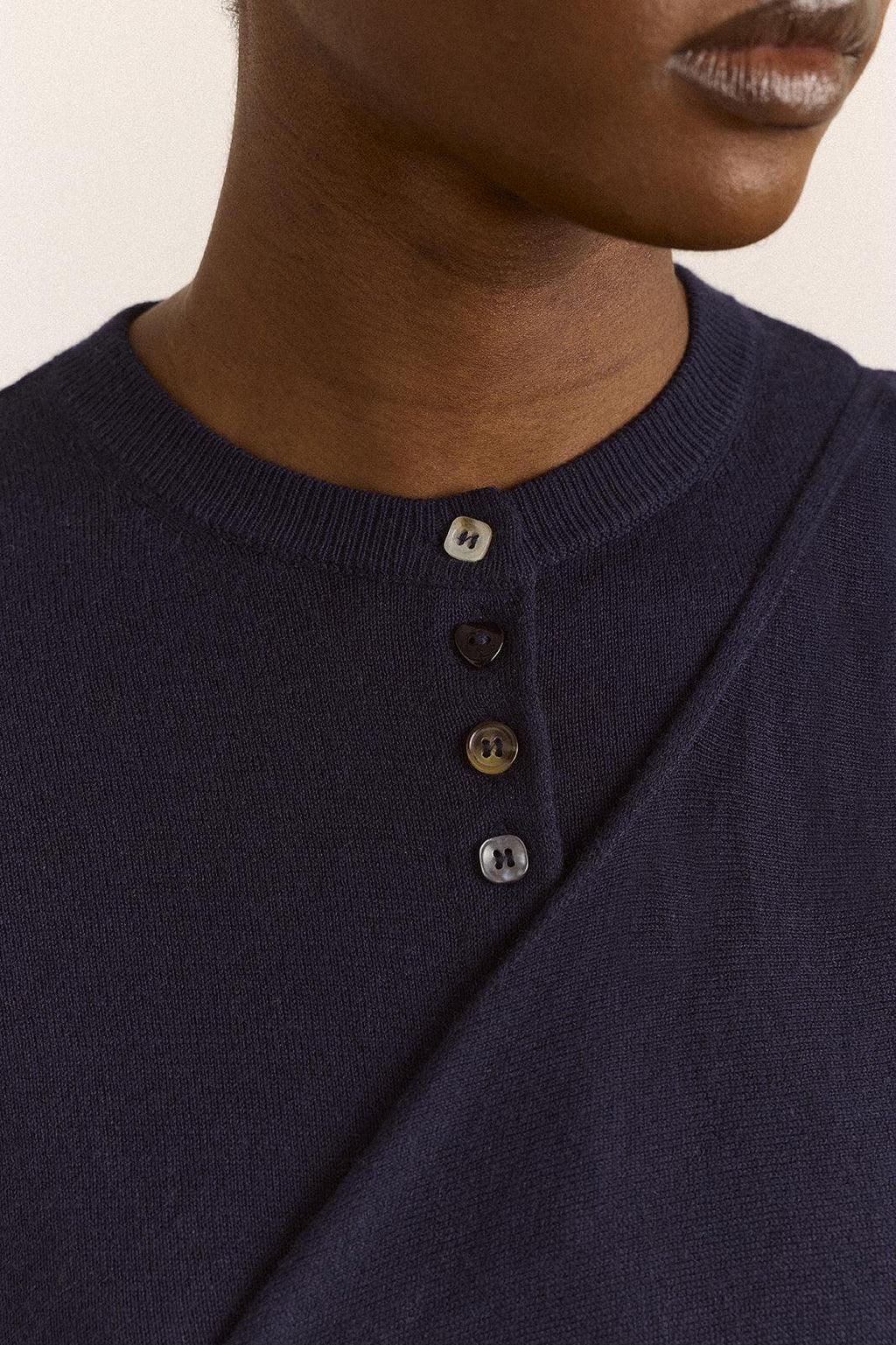 DAMSON MADDER Venna wrap merino wool cardigan navy