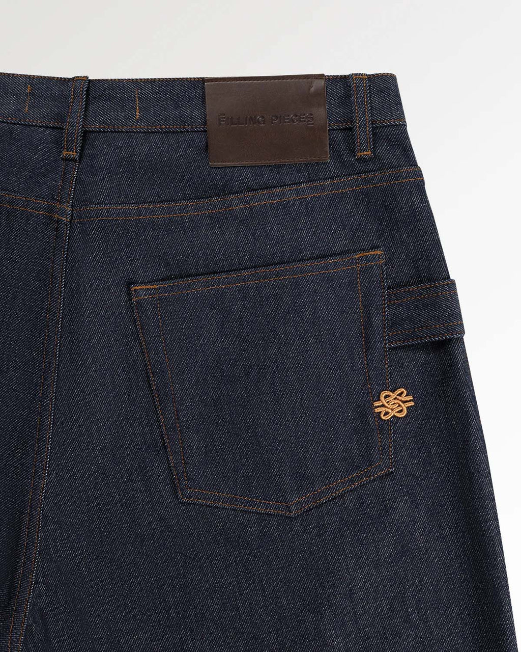 FILLING PIECES Denim pants raw indigo