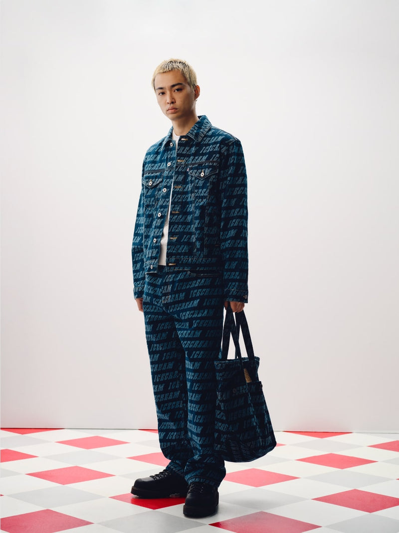 REPEAT LOGO DOUBLE SCOOP DENIM PANT