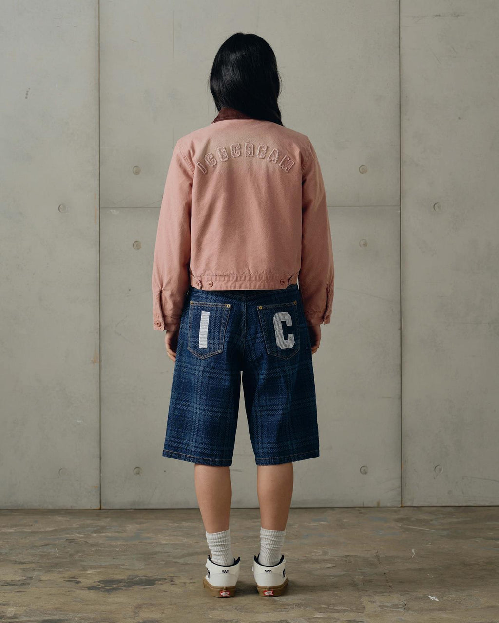 ICECREAM Team IC cropped work jacket pink