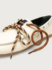 KIRRUNA Moc 09 shoes off white vernice