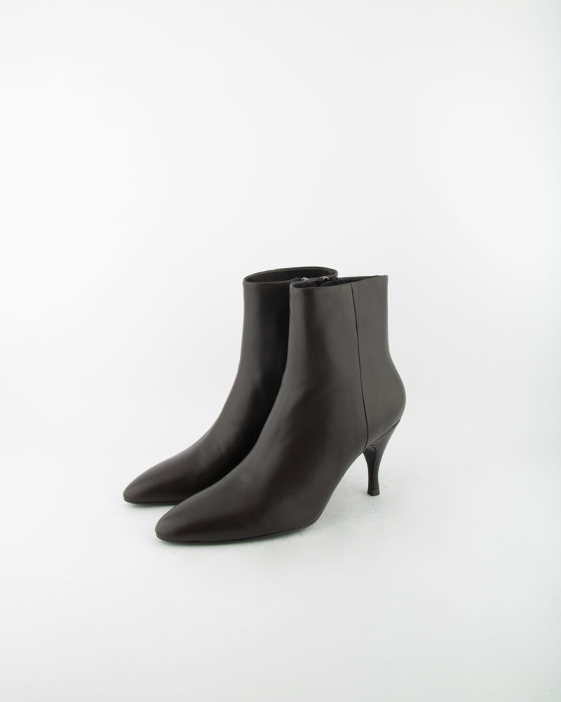 LOLA CRUZ Footwear  Antwerp