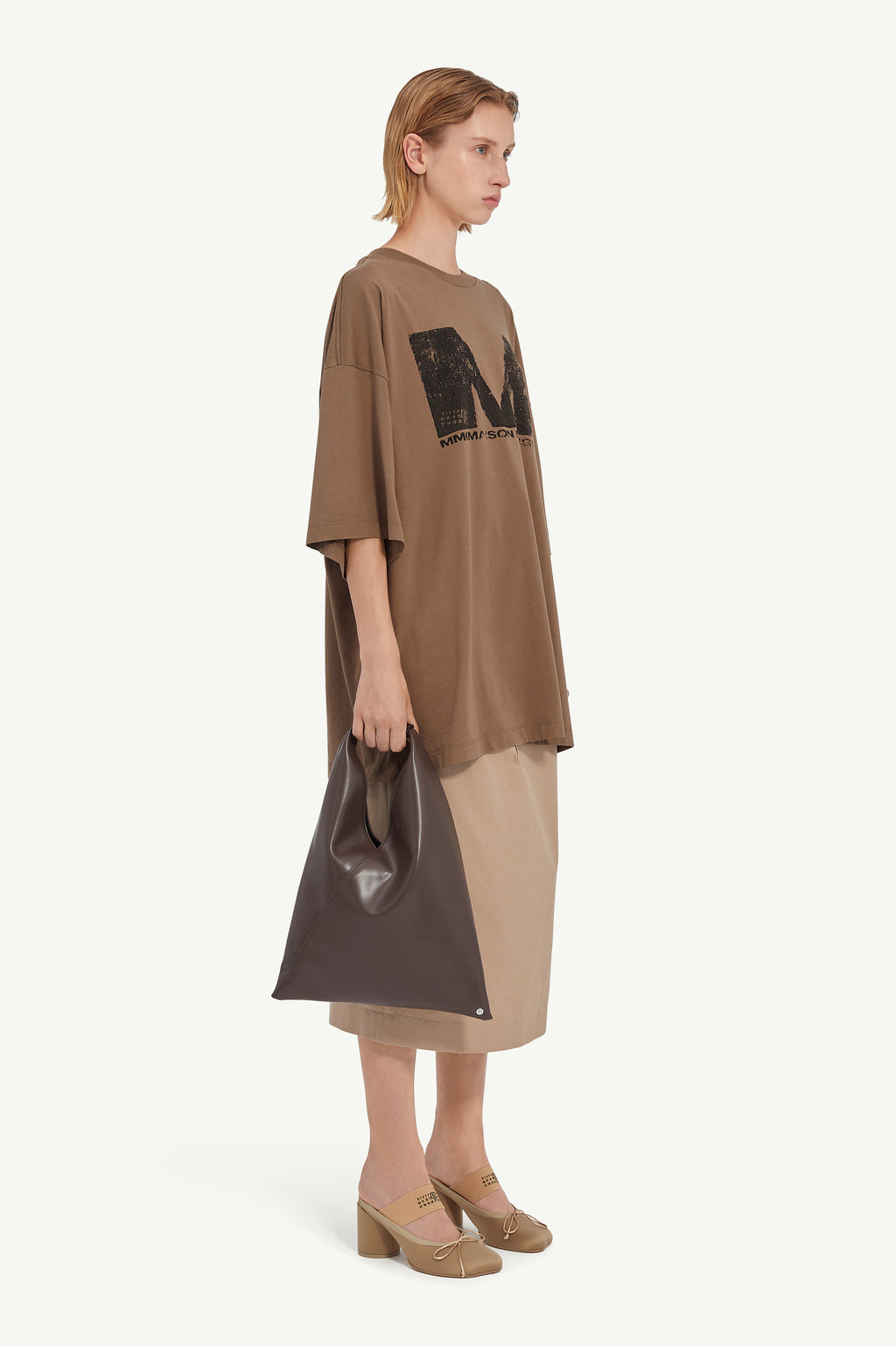 OVERSIZED T-SHIRT