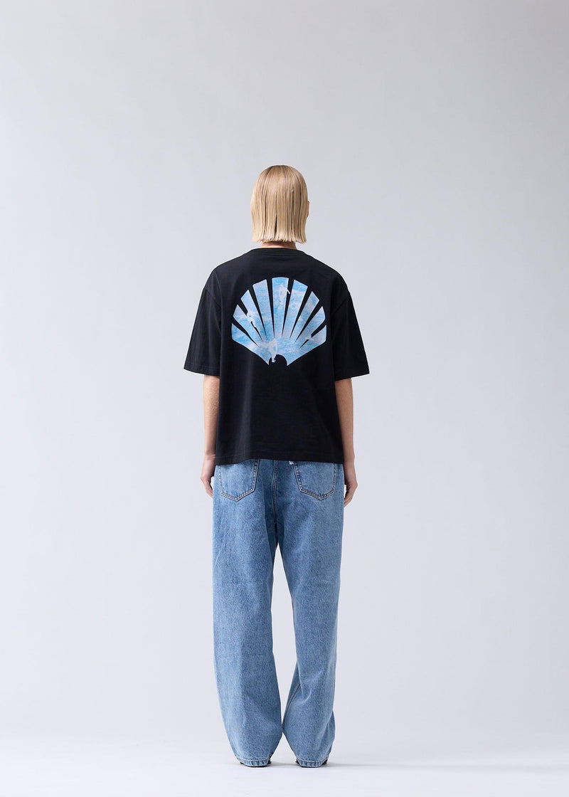 LINE UP TEE