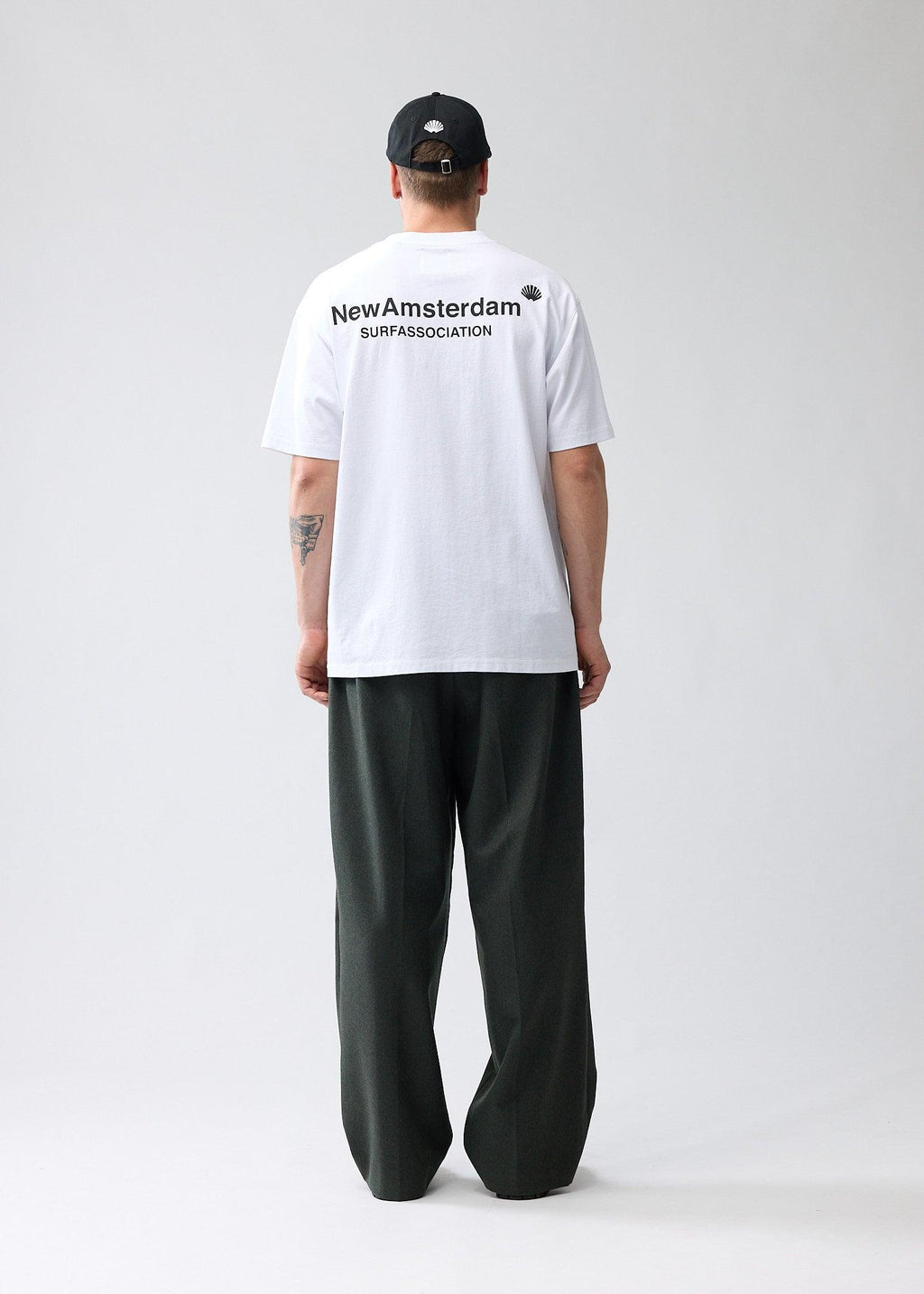 LOGO TEE