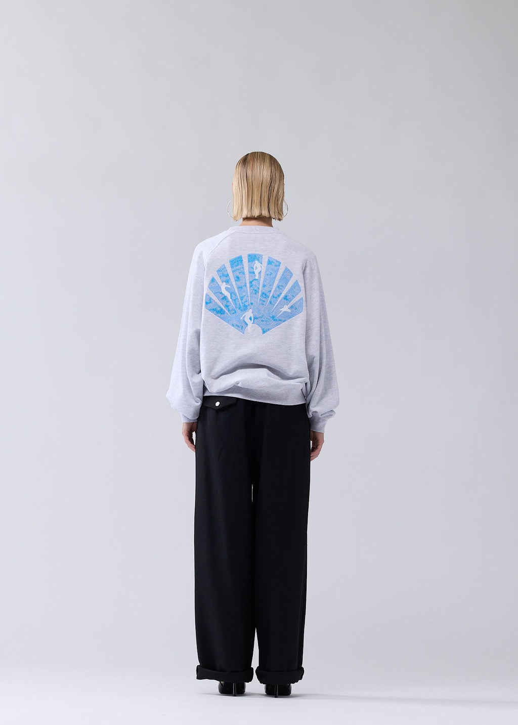 SEA GLOW CREWNECK
