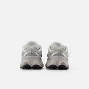 NEW BALANCE I90606FB sneakers raincloud/truffle salt