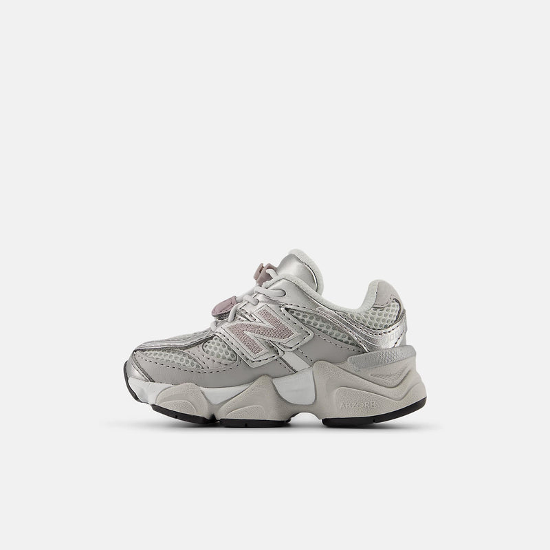 NEW BALANCE I90606FB sneakers raincloud/truffle salt