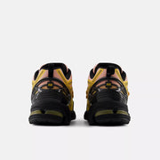 NEW BALANCE U1906596 sneakers amber haze black