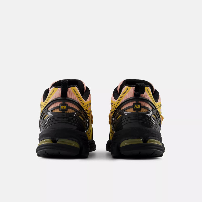 NEW BALANCE U1906596 sneakers amber haze black