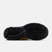 NEW BALANCE U1906596 sneakers amber haze black