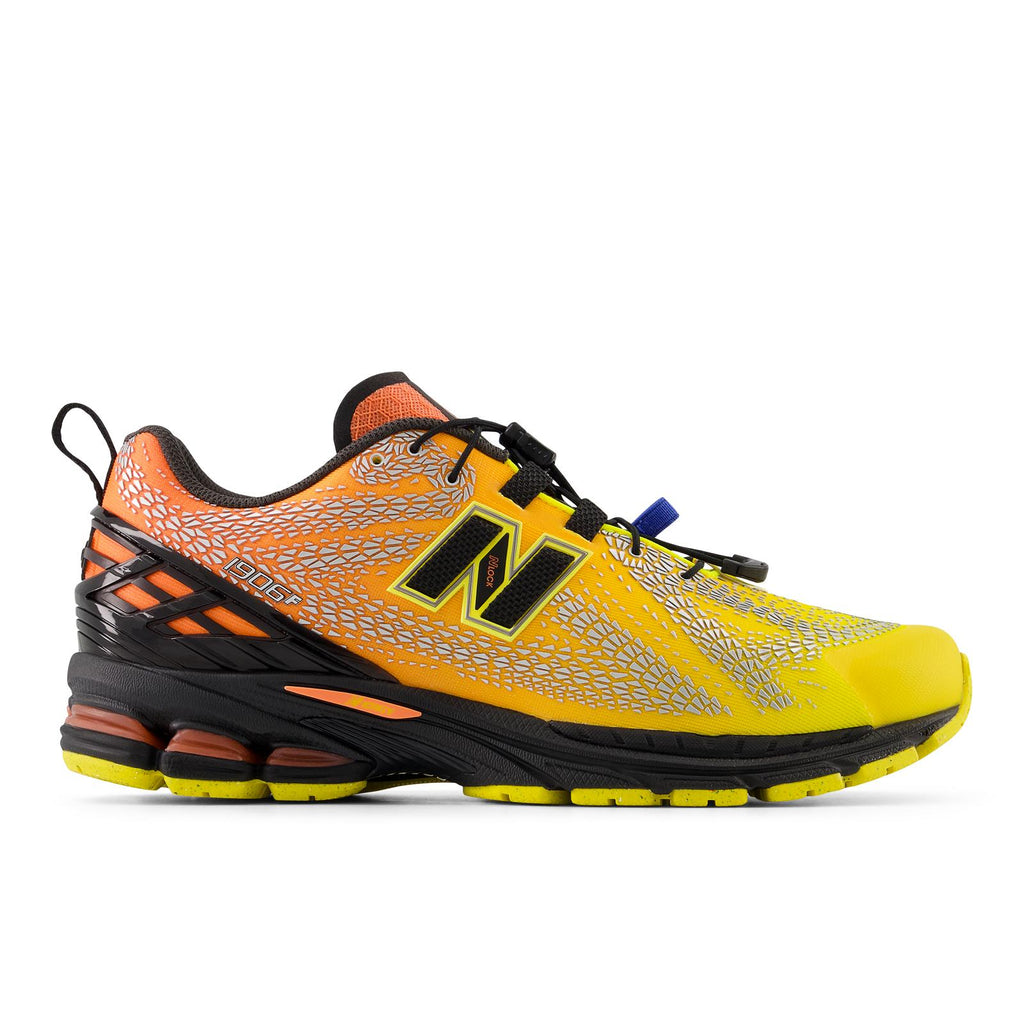 NEW BALANCE U19066QG sneakers punch yellow tangerine heat