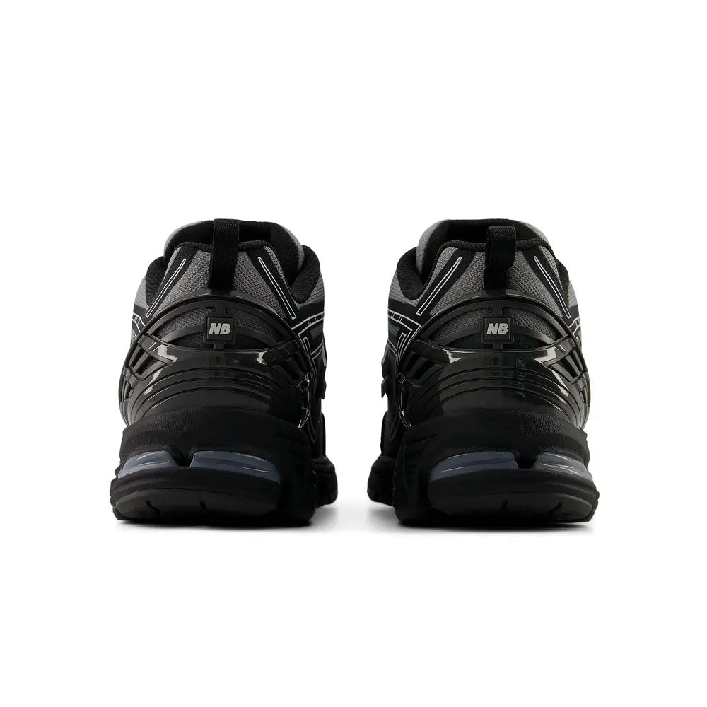 NEW BALANCE U19069BR sneakers black