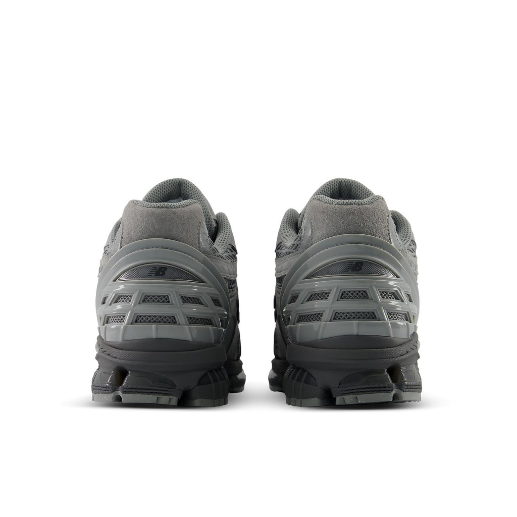 NEW BALANCE U195438R sneakers slate grey castlerock