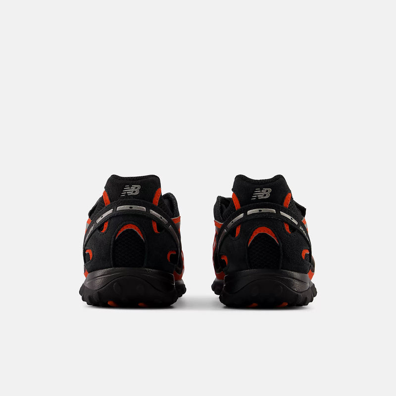 NEW BALANCE U204VMCV sneakers neo flame black