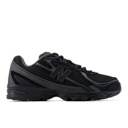 NEW BALANCE U7408XH sneakers black