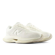 NEW BALANCE UTFOA4U0 sneakers angora