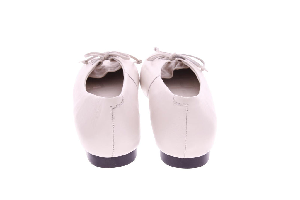 OA Non-fashion Butter lace up ballerinas off white