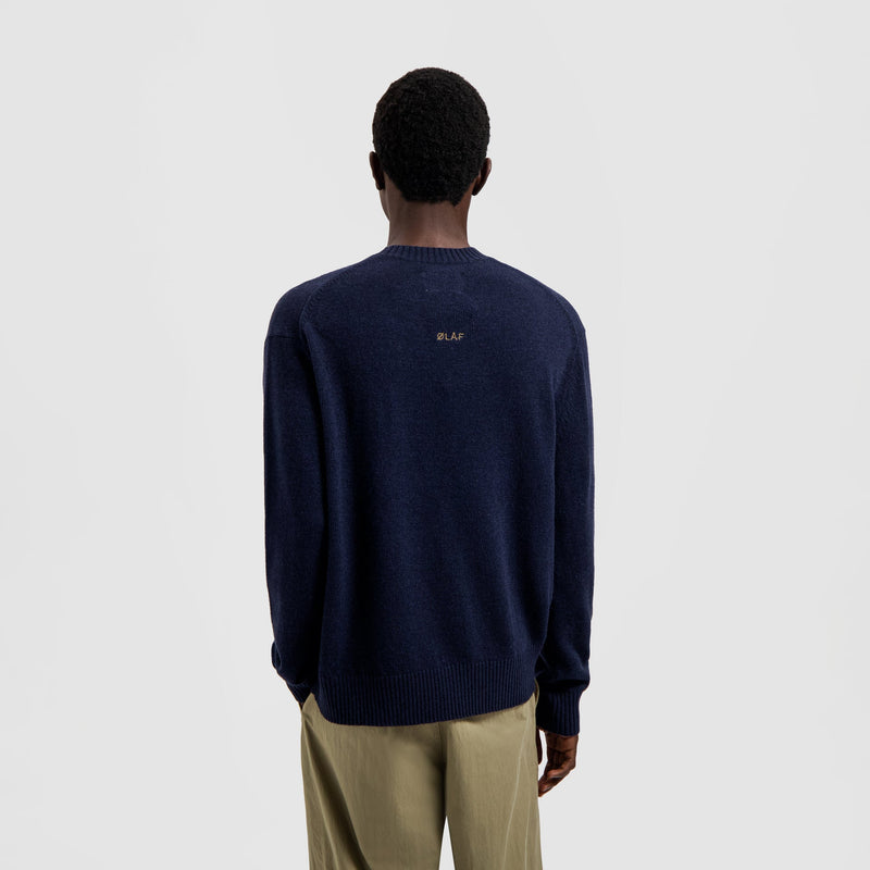 ESSENTIAL KNITTED CREWNECK