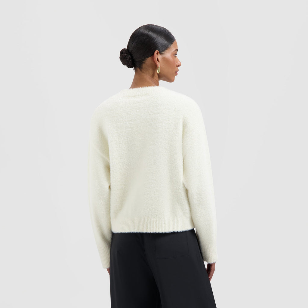 FLUFFY SCRIPT LOGO KNIT