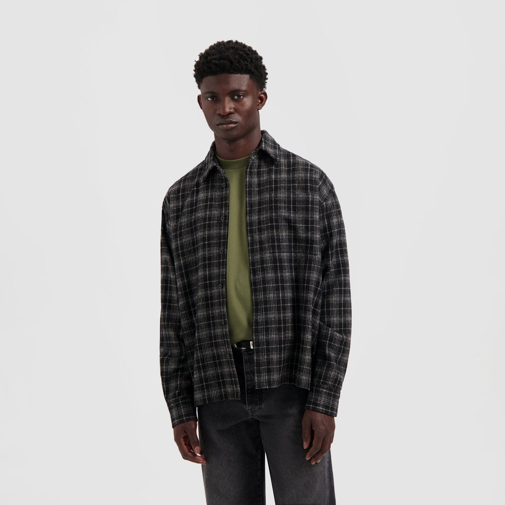 PLAID BOXY SHIRT