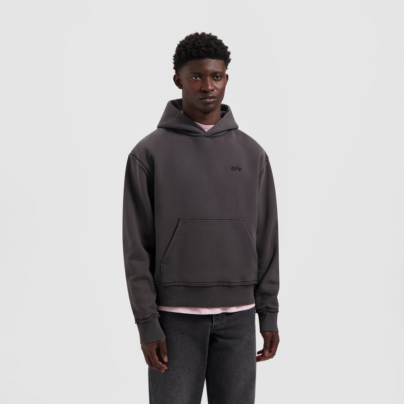 SIGNATURE BOXY HOODIE