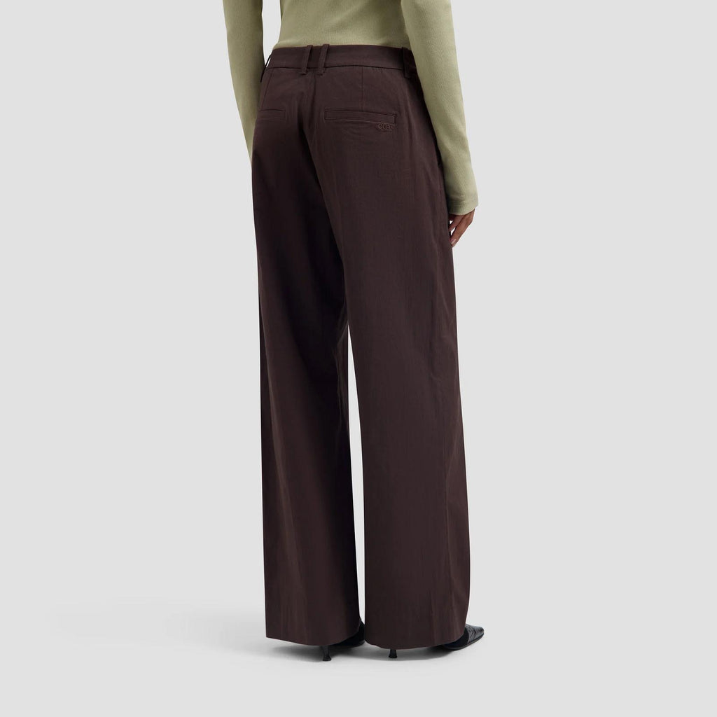 OLAF HUSSEIN Tailored trousers chocolate plum